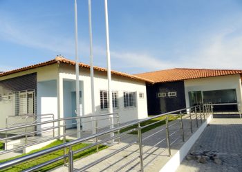 Motorista e monitora de transporte escolar são presos por crimes contra crianças no Norte do ES
