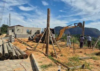 Construção de quiosque turístico na Torre de TV avança em Barra de São Francisco