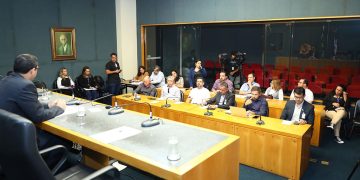 Comissão busca saída para problemas de água suja em Montanha