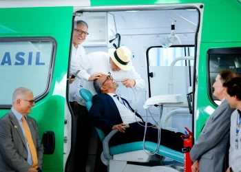Diretor da OMS diz que Brasil é exemplo mundial por sistema de saúde