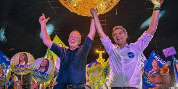 Ricardo participa de convenção do PSB e reforça compromisso de dar continuidade ao projeto liderado por Casagrande