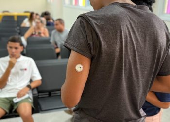 Doce Cuidado: sensor de glicemia chega a 12 adolescentes em Aracruz com diabetes tipo 1