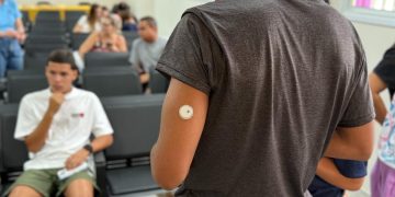 Doce Cuidado: sensor de glicemia chega a 12 adolescentes em Aracruz com diabetes tipo 1
