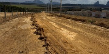 Prefeitura de Boa Esperança acelera obras de infraestrutura para entregar 30 casas populares