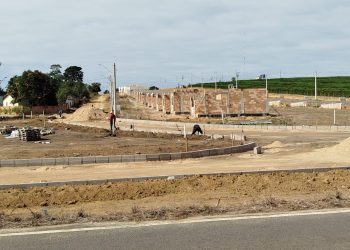 Sonho da casa própria avança em Boa Esperança com início do calçamento no Loteamento Santo Antônio