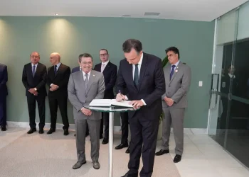 Rodrigo Pacheco toma posse como ministro do TCU