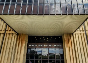 BC reduz juros básicos para 13,75% ao ano