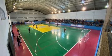 Competição de futsal feminina movimenta a cidade de Guaçuí
