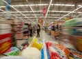 Bolsa Família é reajustado em 15%; medida vale a partir de outubro