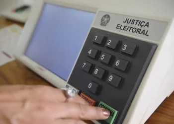 Saiba onde consultar informações sobre candidatas e candidatos das Eleições 2026
