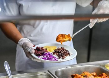 Vitória articula atendimento integrado para combater a insegurança alimentar