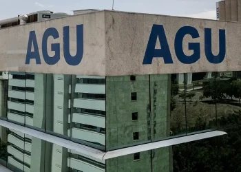 AGU pede a Fux que aguarde PGR e mantenha proibição das bets no país