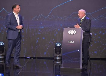 Campanha de Lula apresenta acordo com Flávio para abrir sigilos